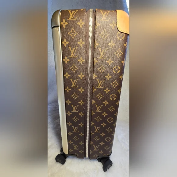 Louis Vuitton Horizon 55 Carry-On M23203 - Picture 9 of 15